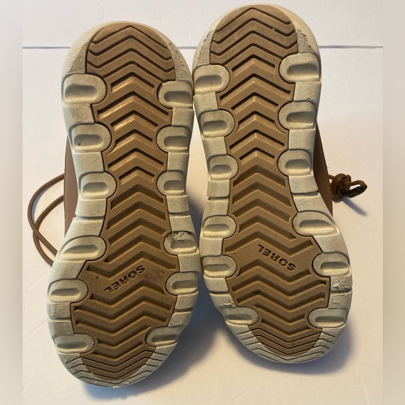 Sorel Kids SZ 2 brown Explorer boots waterproof like new - Picture 12 of 15
